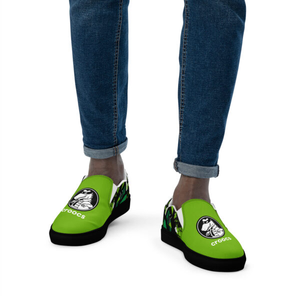 Croocs Men’s slip-on canvas shoes - Image 11