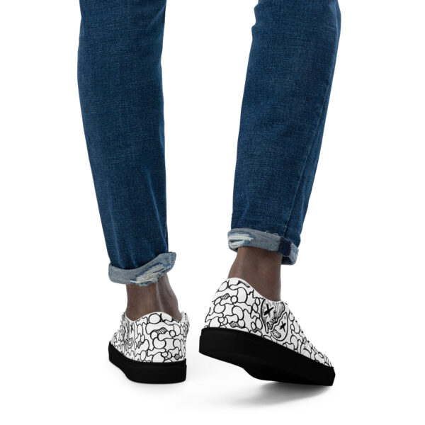 Mr. Split v8 Men’s slip-on canvas shoes - Image 20