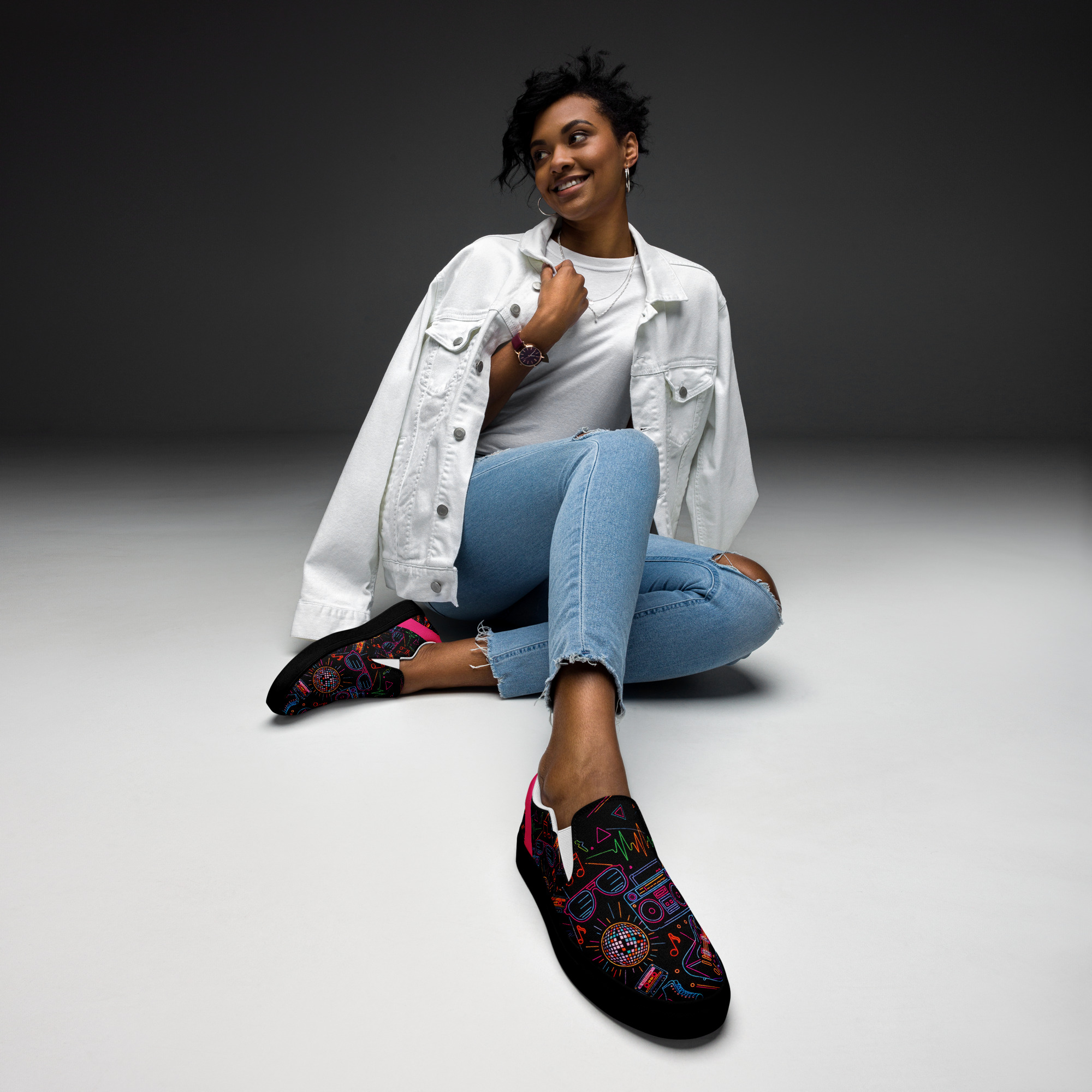 Retro Vaporware v5 Women’s slip-on canvas shoes - Image 14