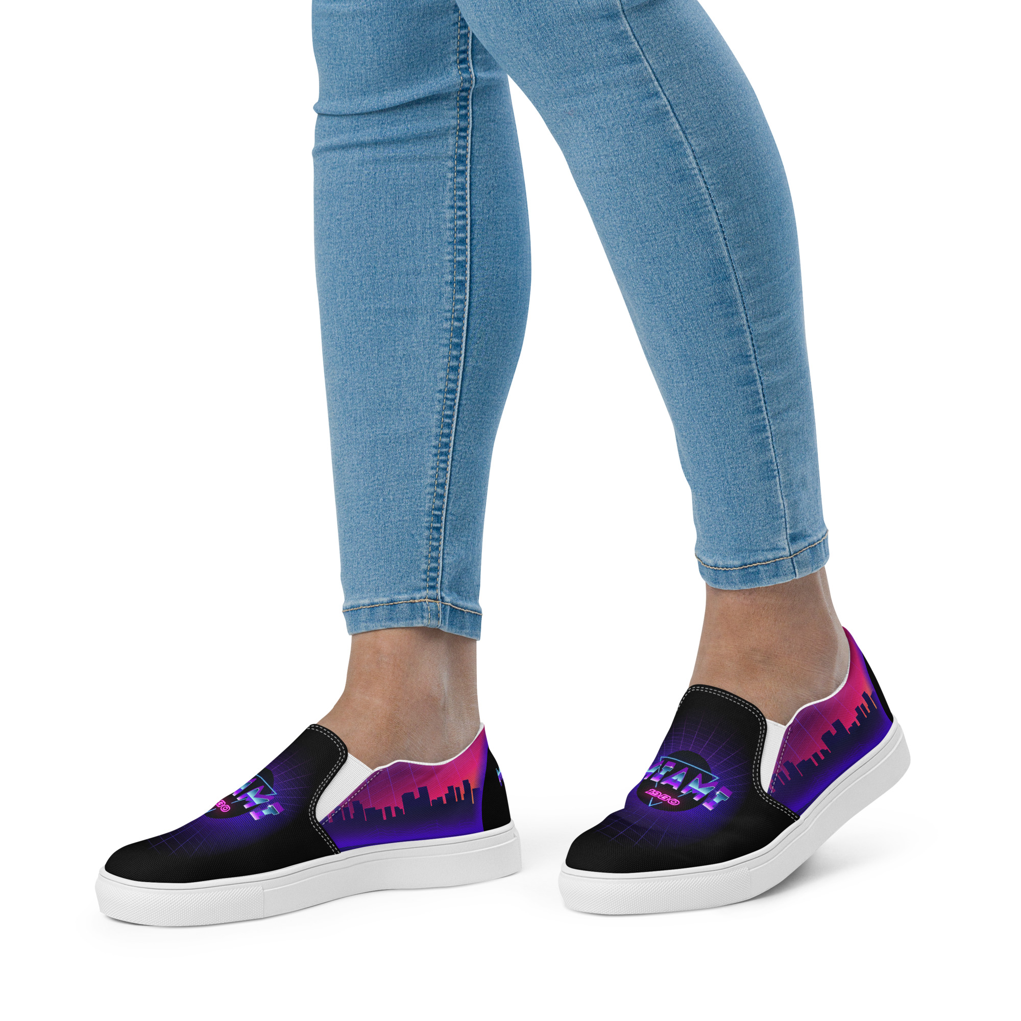 Retro Vaporware v1 Women’s slip-on canvas shoes