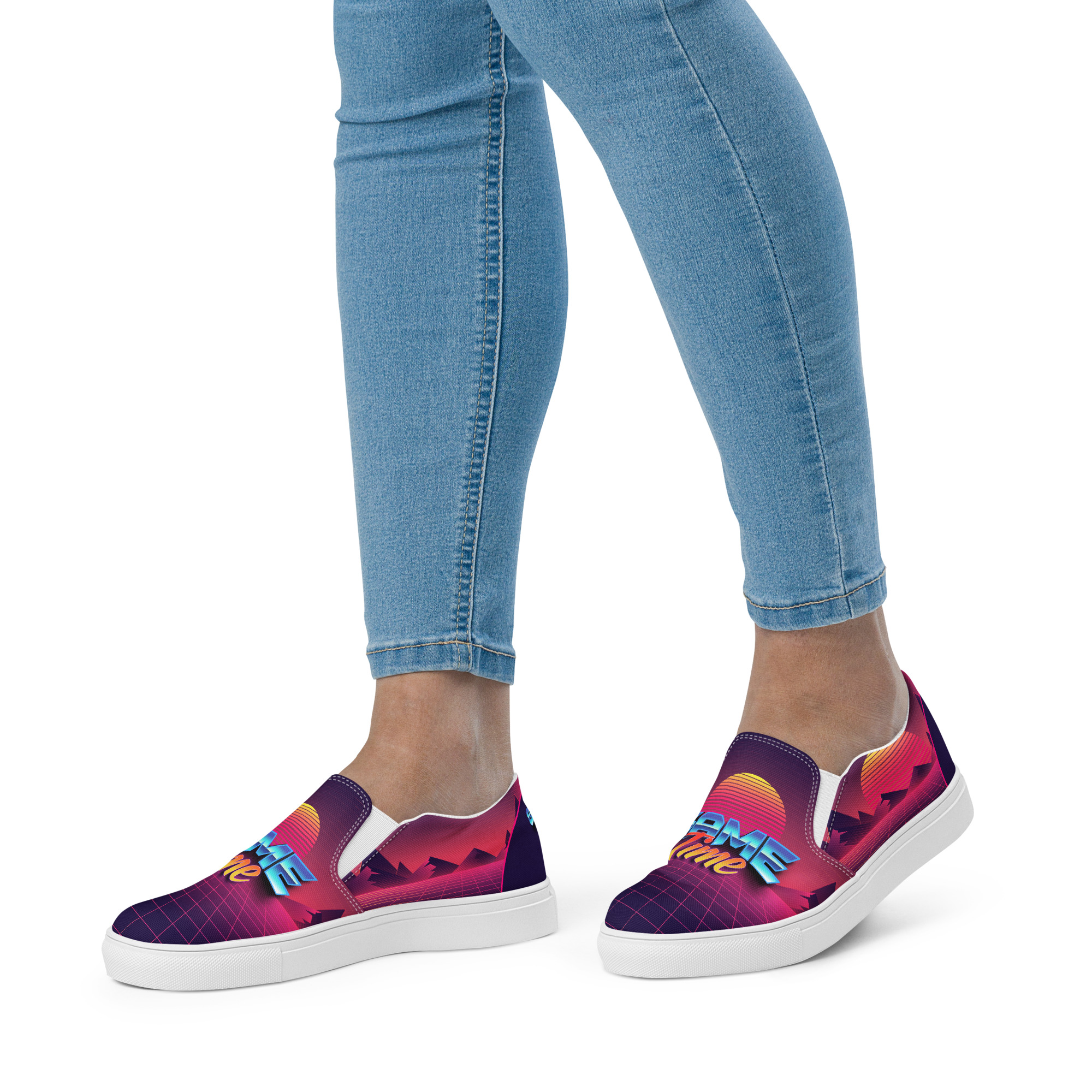 Retro Vaporware v2 Women’s slip-on canvas shoes